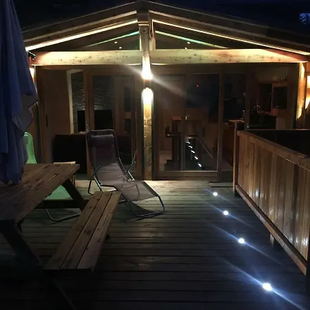 Apartment La